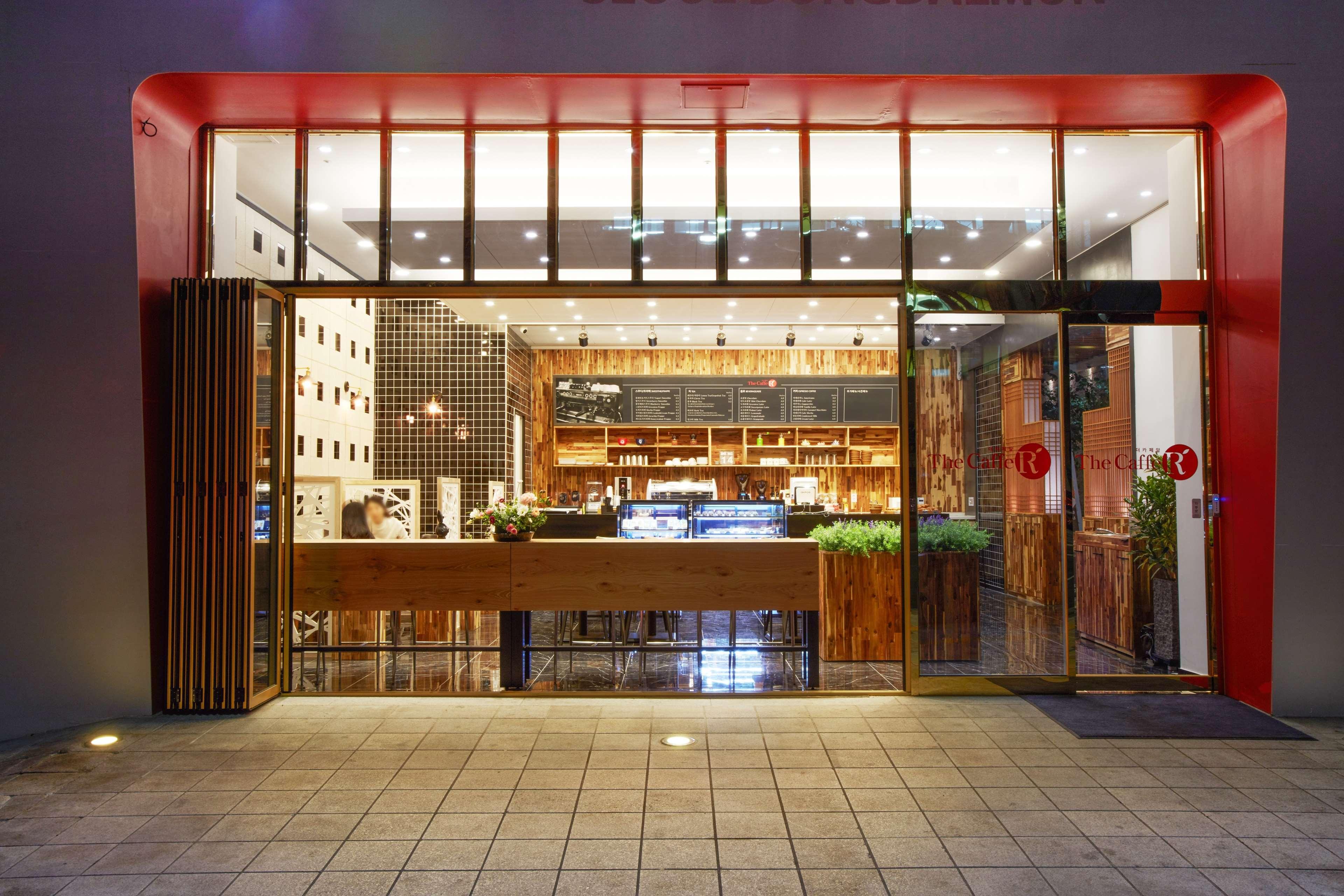โรงแรม รามาดา บาน วินด์แฮม ทงแดมุน 3*